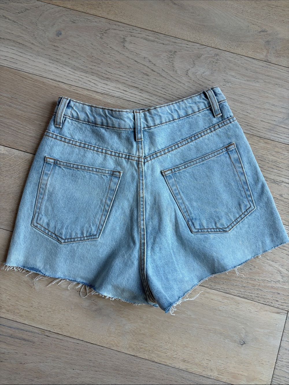 FARM Rio Light Blue Denim Shorts with Tropical Floral Embroidery - Picture 2 of 2